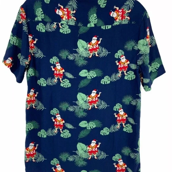NEW Denim & Flower Ricky Singh Christmas Hawaiian Santa Shirt large MSRP $44 - Picture 2 of 9